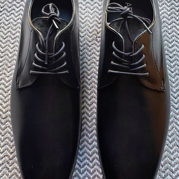 Apt. 9 Men's Dress Shoes--Size 11/Solid Black Color/Elegant/BRAND NEW IN BOX!! - Picture 2 of 8